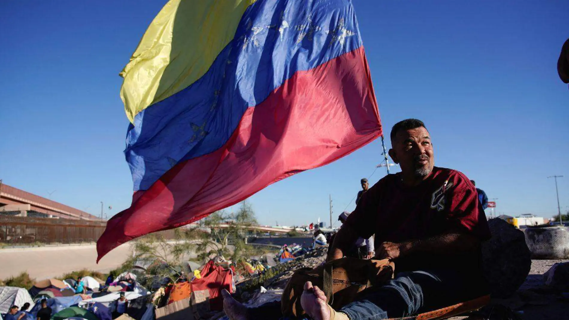 Juez de EU aplaza 5 semanas la suspensión del Título 42 que bloquea en frontera